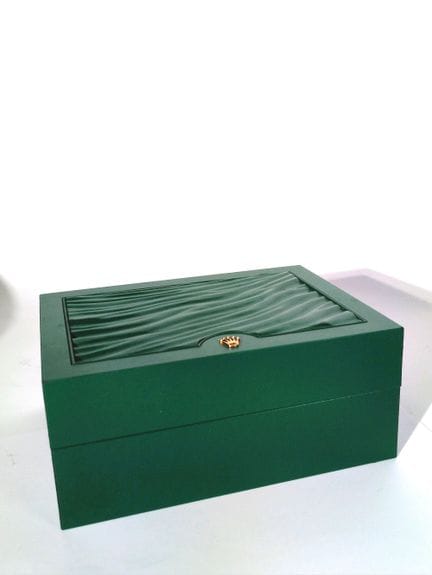 ROLEX 
Große grüne Schachtel
Nummeriert 39141.02 –