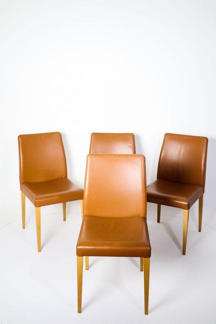 POLTRONA FRAU
Modèle Liz
Suite de 4 chaises en hêt