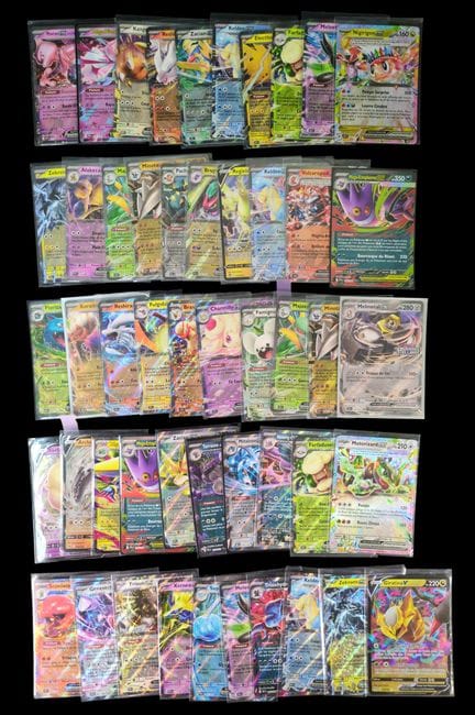 Set of 50 French Ultra Rare cards
Various sets and