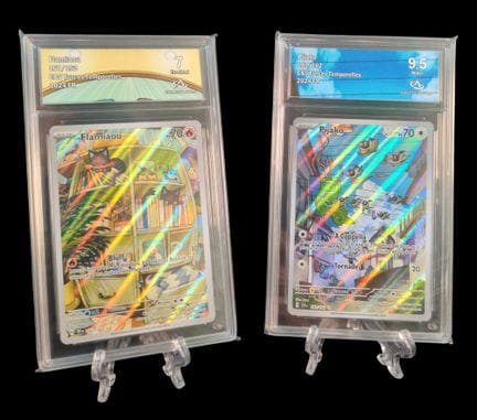 Set of 2 graded Pokémon cards - Collect Aura.
Scar