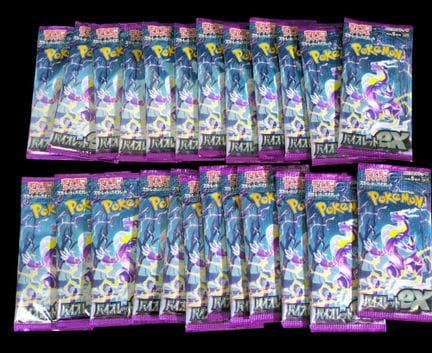 Set mit 24 Pokémon-Boostern, versiegelt in Blister