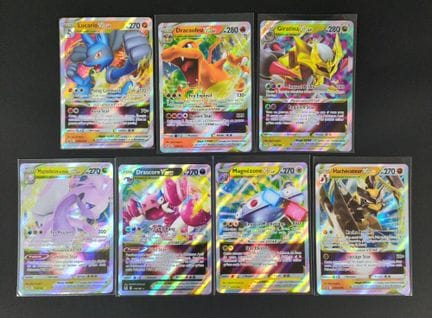 Set of 7 Pokémon VSTAR cards
Including Charizard 0