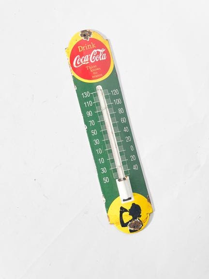 Termómetro de Coca-Cola 
Huellas de óxido 
Altura: