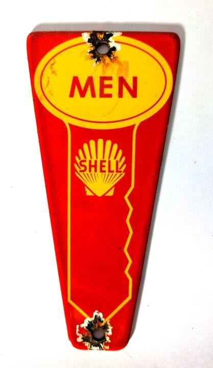 Placa esmaltada «Shell Men»
Dimensiones: 15 × 7 cm