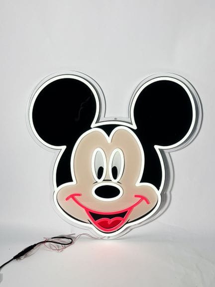 Letrero luminoso de Mickey 
52 x 49 cm
Funcional, 