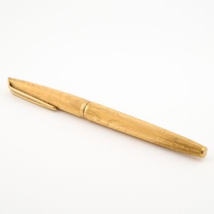 WATERMAN CF. 
Pluma estilográfica chapada en oro c