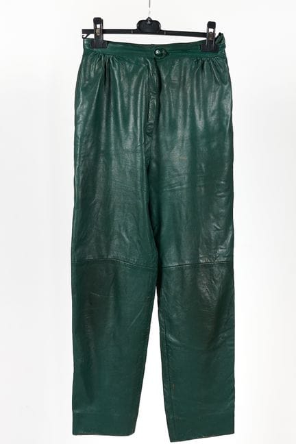 BOUTIQUE CHRISTIAN DIOR, piel. 
Pantalones de piel