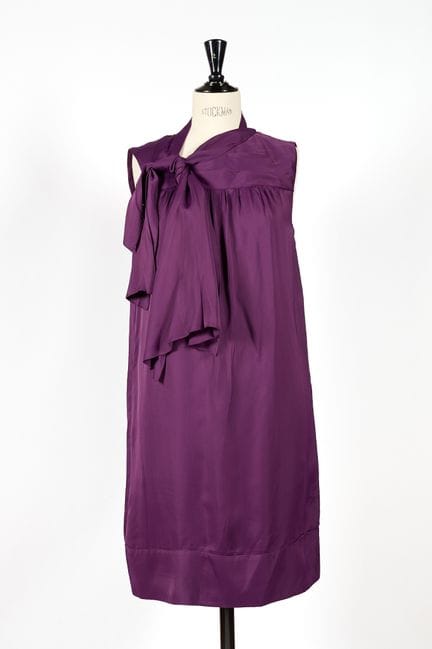 PRADA. 
Abito da sera in seta color melanzana, sen