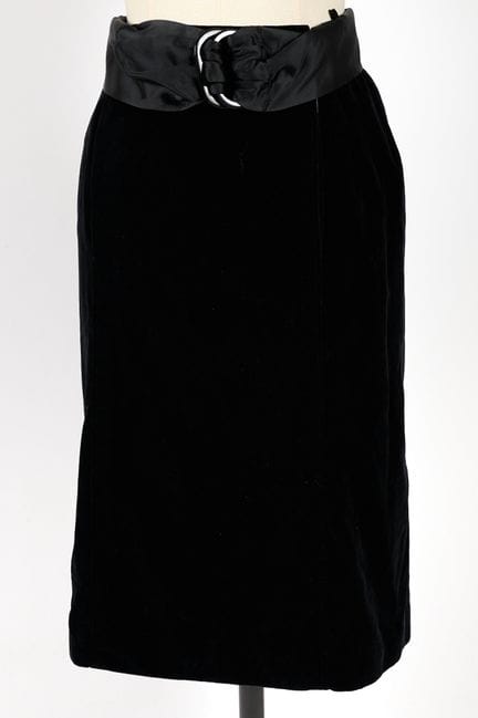 YVES SAINT LAURENT, variante. 
Gonna di media lung