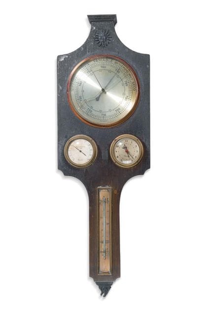 Wall-mounted barometer, ca. 1960
Made of wood. Fea
