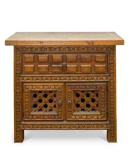 Pair of Castilian nightstands, 20th century
Carved