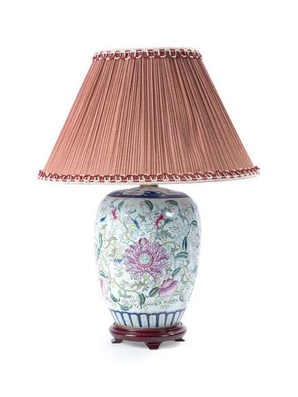 Lampe de table en porcelaine de style oriental, ém