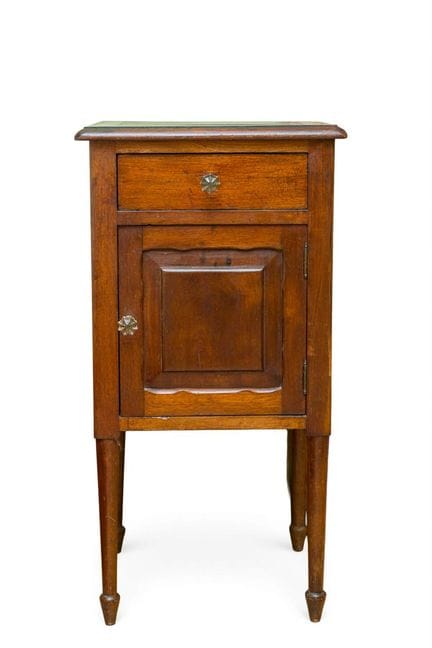 Table de chevet en bois avec tiroir à mi-hauteur e