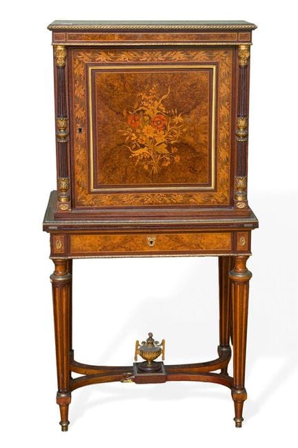 Bonheur de jour Napoleón III, Francia, c. 1870
En 