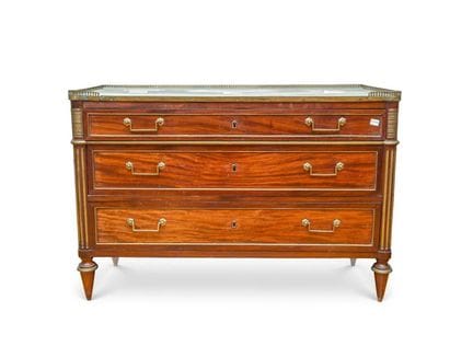Comò “Directorio”, Francia, XIX secolo
In legno co