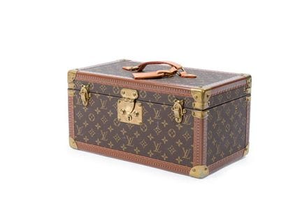 COFRE DE LOUIS VUITTON
Diseño Monogram en lona y c