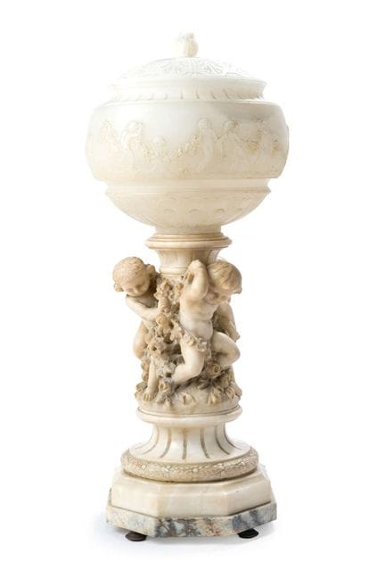 Large table lamp, Italy, 19th century.
Crafted fro