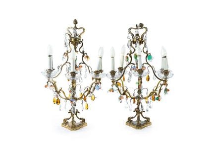 Pair of 6-light gold-plated metal chandeliers 
Fea