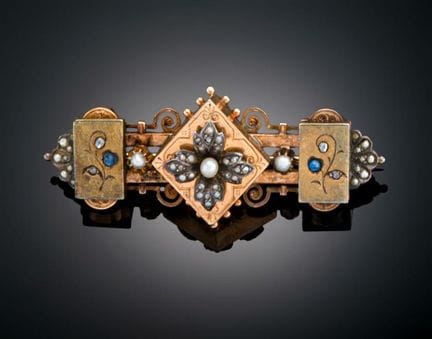 ISABELIAN BROOCH IN 9K GOLD AND SILVER
An Isabeli-