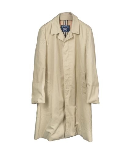 VINTAGE BURBERRY TRENCH COAT
Classic double-breast