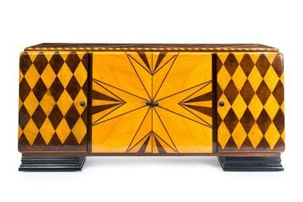 Mid-century style sideboard
Made of veneered wood 