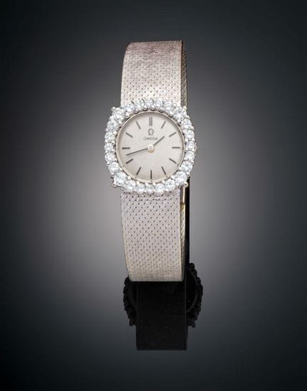 OMEGA JEWELRY WATCH
Crafted in 18k white gold. Sil