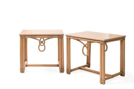 Ein Paar Beistelltische aus Bambus.
50 x 46 x 56 c
