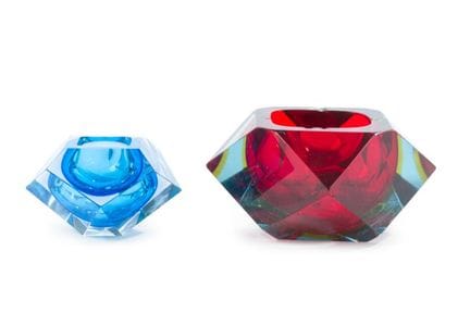 Set aus zwei Aschenbechern aus facettiertem Murano