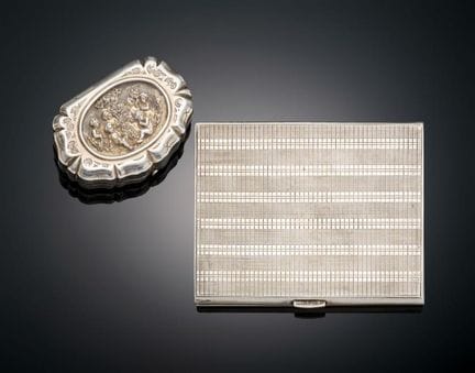 CIGARETTE CASE AND POWDER COMPACT SET
Antique ciga