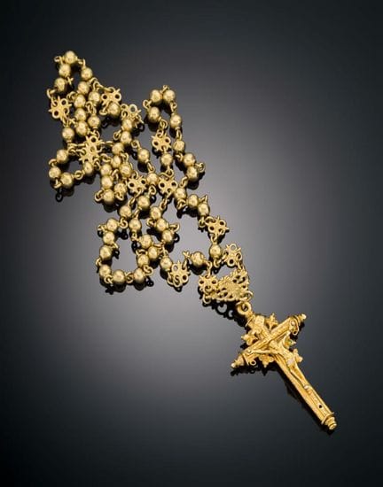18TH-CENTURY GOLD ROSARY
Antique Spanish beaded ro