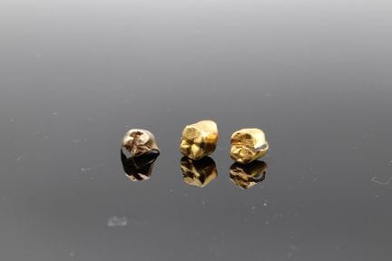 Lot d'or dentaire 18K (750 millièmes)
Poids : 6,3 