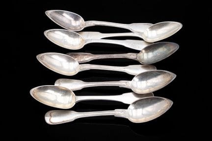 Ensemble de huit cuillères à soupe en argent 925 m