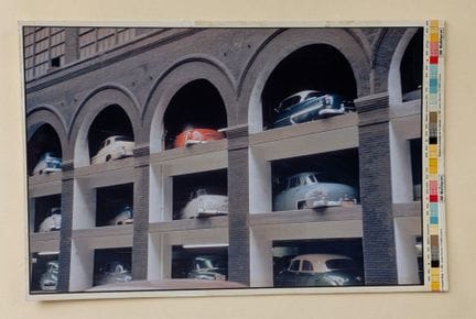 Werner BISCHOF, 1953. Parking St Louis, vignette C