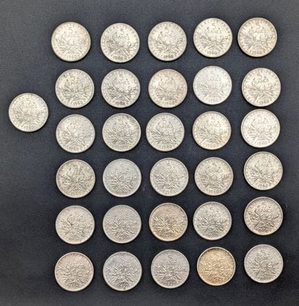 Set di 31 monete da 5 franchi in argento. Peso lor