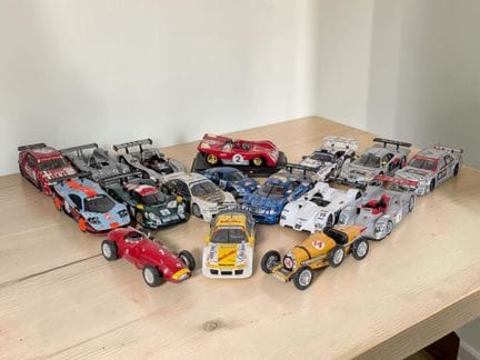 * Lot de 14 véhicules miniatures DTM, dont PORSCHE