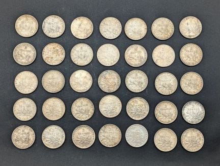 Set di 35 monete da 2 franchi in argento. Peso lor