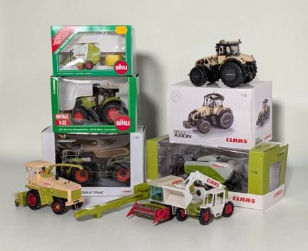 * LAVORI AGRICOLI: Set di 8 veicoli in miniatura 
