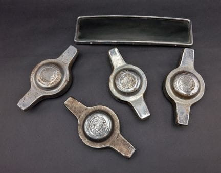 AUTOMOBILIA. Set composto da 4 tappi del radiatore