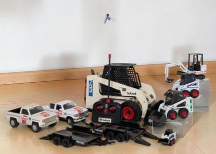 * OBRAS PÚBLICAS: Lote de 5 vehículos en miniatura