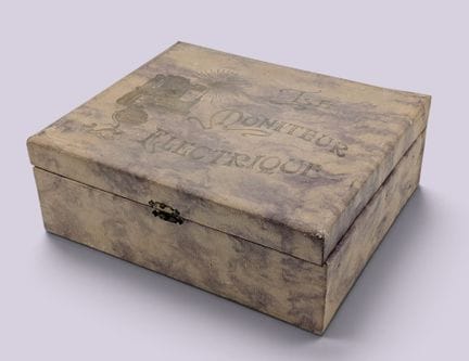 Cofanetto "Le moniiteur électrique", 11 x 31 x 26 