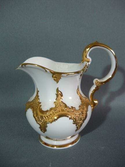 Meissen (Schwerter). B-form. Ceremonial. Milk jug.