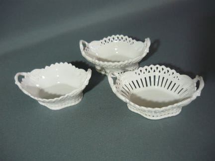 KPM Berlin. 3 exclusive Henkel bowls. First-grade 