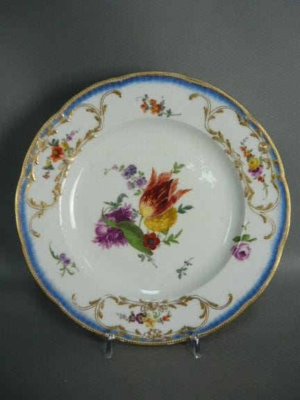Decorative plate. Meissen (Schwerter). Polychrome 