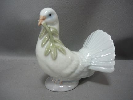 Dove of Peace, or Dove with a Branch. Royal Copenh