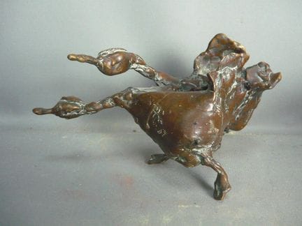 A pair of startled geese. Bronze. 20th century. L 