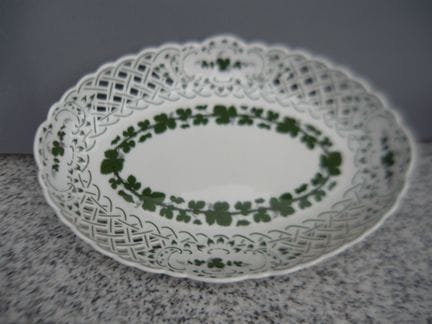 Meissen (Schwerter). Vine leaves.  Decorative bowl