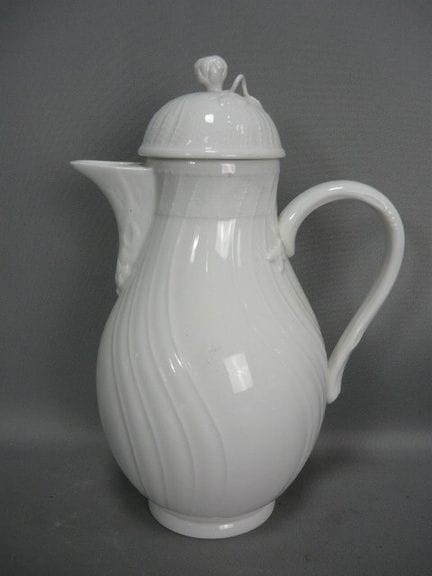 Large coffee pot. KPM Berlin. 20th century. First-