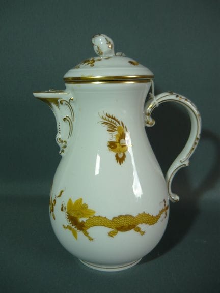 Meissen (Schwerter). Yellow Dragon. Large coffee p