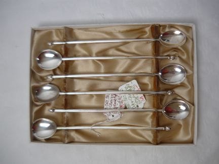 维德曼。6把长冰淇淋勺或甜点勺。锥形纹样。镀银。长18厘米。原包装。SIL