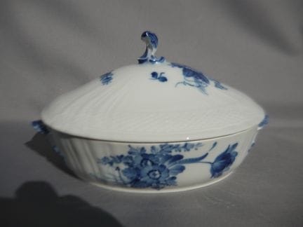 Royal Copenhagen Blue Flower, curving design. Larg